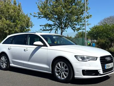 Usado Audi A6 Premium 190 HP (139 kW) 2015 Branco Carrinha