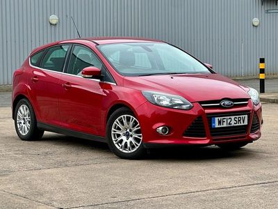 Used Ford Focus Titanium 125 HP (91 kW) 2012 Red Hatchback