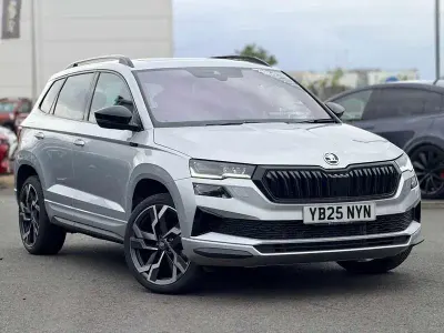 Begagnad Skoda Karoq SportLine 150 HK (110 kW) 2025 Silver SUV