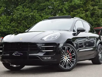 Used Porsche Macan Turbo 400 HP (294 kW) 2017 Metallic black SUV