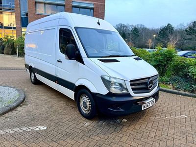 Używany Mercedes Sprinter 140 KM (102 kW) 2017 Biały Van