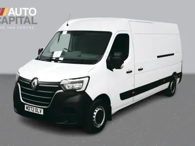 Used Renault Master Business 135 HP (99 kW) 2022 White MPV
