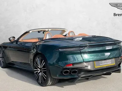 Usado Aston Martin DBS 715 CV (525 kW) 2020 Verde Descapotable