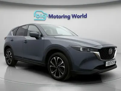 Begagnad Mazda CX-5 Inclusive 2022 Grå SUV