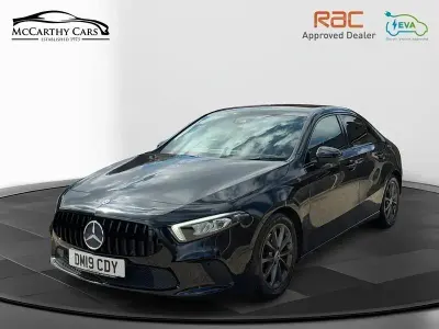 Käytetty Mercedes A200 2019 Musta Sedan