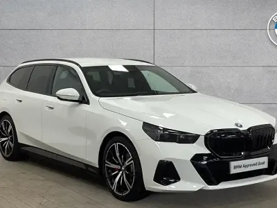 Used BMW 530e M Sport 295 HP (216 kW) 2026 White Estate