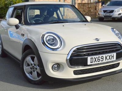 Usado Mini Cooper Classic 136 CV (100 kW) 2019 Blanco Utilitario