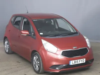 Used Kia Venga 89 HP (65 kW) 2015 Red Hatchback