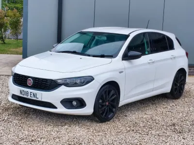Used Fiat Tipo S 120 HP (88 kW) 2018 White Hatchback