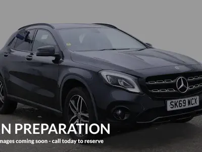 Used Mercedes GLA180 Urban 122 HP (89 kW) 2019 Black SUV