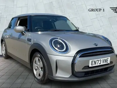 Used Mini Cooper Classic 136 HP (100 kW) 2024 Silver Hatchback