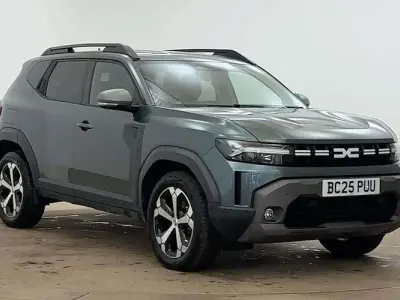 Used Dacia Duster Journey 143 HP (105 kW) 2025 Green Estate