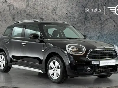 Used Mini Cooper Countryman Classic 134 HP (98 kW) 2019 Black SUV