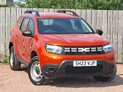Used Dacia Duster Essentiel 90 HP (66 kW) 2023 Orange SUV