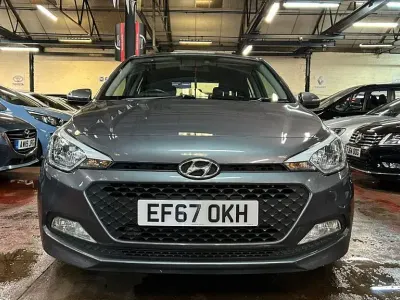 Used Hyundai i20 SE 84 HP (61 kW) 2017 Grey Hatchback