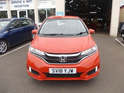 Used Honda Jazz SE 101 HP (74 kW) 2018 Orange Hatchback