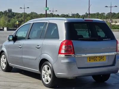 Used Vauxhall Zafira 115 HP (84 kW) 2010 Silver MPV