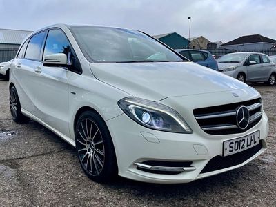 Used Mercedes B180 109 HP (80 kW) 2012 White MPV