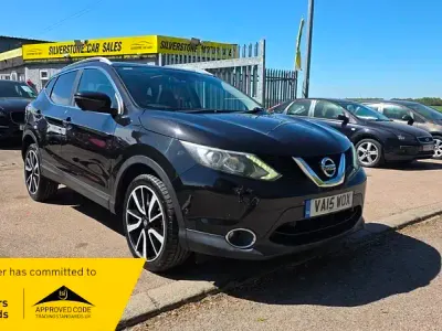 Used Nissan Qashqai Tekna 163 HP (119 kW) 2015 Black SUV