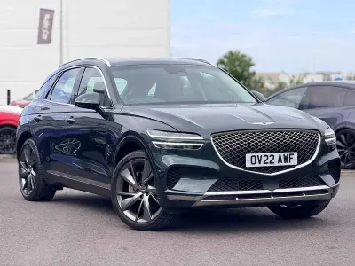 Used Genesis GV70 304 HP (223 kW) 2022 Green SUV