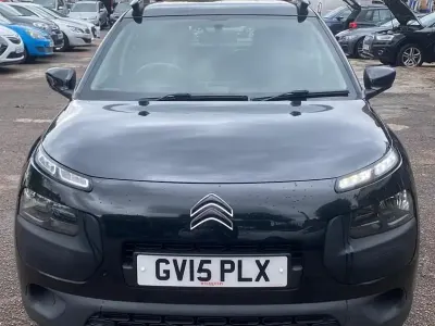Used Citroën C4 Cactus Feel 100 HP (73 kW) 2015 Black Hatchback