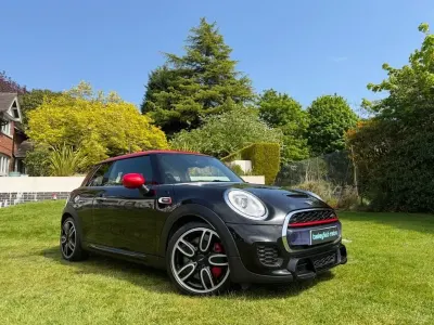 Używany Mini John Cooper Works Hatch 231 KM (169 kW) 2018 Czarny Hatchback