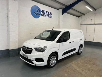 White Used 2020 Vauxhall Combo Sportive MPV | £10,790 (Fair price)