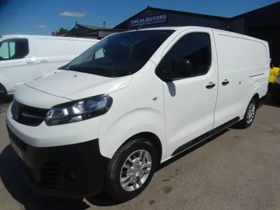 Used Vauxhall Vivaro S 2021 White MPV