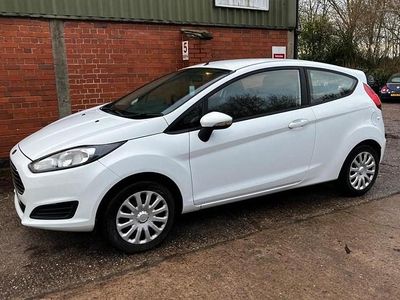 White Used 2014 Ford Fiesta Style Hatchback | £4,795 (Good price)