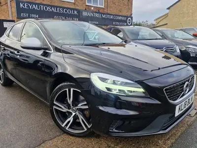 Used Volvo V40 R-Design 152 HP (111 kW) 2018 Black Hatchback