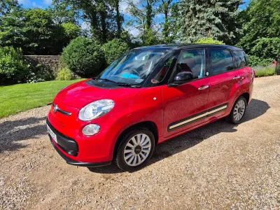 Used Fiat 500L Pop Star 85 HP (62 kW) 2014 Red/black MPV
