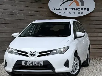 Used Toyota Auris