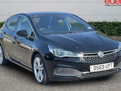 Used Vauxhall Astra SRi 150 HP (110 kW) 2019 Black Hatchback