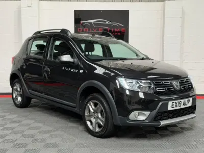 Gebraucht Dacia Sandero Comfort 90 PS (66 kW) 2019 Schwarz Kleinwagen