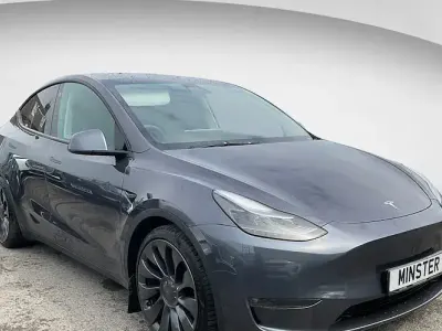 Używany Tesla Model Y Performance 317 kW (432 KM) 2024 SUV
