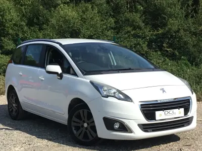 Used Peugeot 5008 Active 120 HP (88 kW) 2015 White MPV
