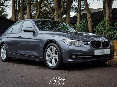 Begagnad BMW 330e Sport Line 252 HK (185 kW) 2018 Grå Sedan
