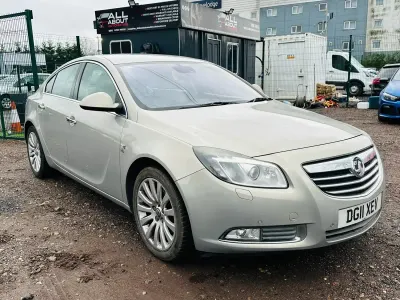 Used Vauxhall Insignia Elite 220 HP (161 kW) 2011 Silver Hatchback