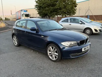 Used BMW 118 2011 Blue Hatchback