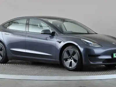 Used Tesla Model 3 Standard Range 180 kW (245 HP) 2021 Sedan