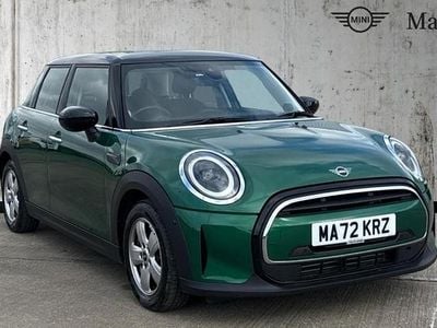Used Mini Cooper Classic 136 HP (100 kW) 2023 British racing green iv Hatchback