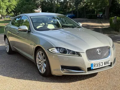 Used Jaguar XF Premium Luxury 200 HP (147 kW) 2013 Gold Sedan