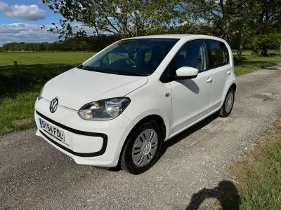 Used VW up! move up! 60 HP (44 kW) 2015 White Hatchback