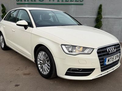 Begagnad Audi A3 Sportback 110 HK (80 kW) 2015 Halvkombi