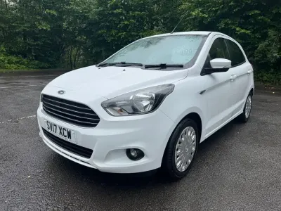 Begagnad Ford Ka Plus Studio 70 HK (51 kW) 2017 Vit Halvkombi