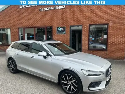 Used Volvo V60 Momentum 190 HP (139 kW) 2018 Silver Estate