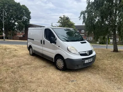 Used Vauxhall Vivaro 2009 White MPV