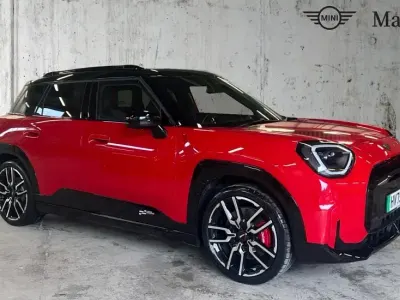 Used Mini Cooper 189 kW (258 HP) 2025 Chili red ii Hatchback