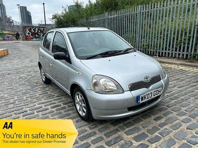 Silver Used 2003 Toyota Yaris Hatchback | £2,495 (Fair price)