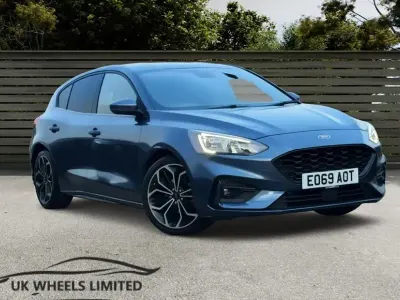 Usado Ford Focus ST-Line X 125 HP (91 kW) 2019 Azul Citadino